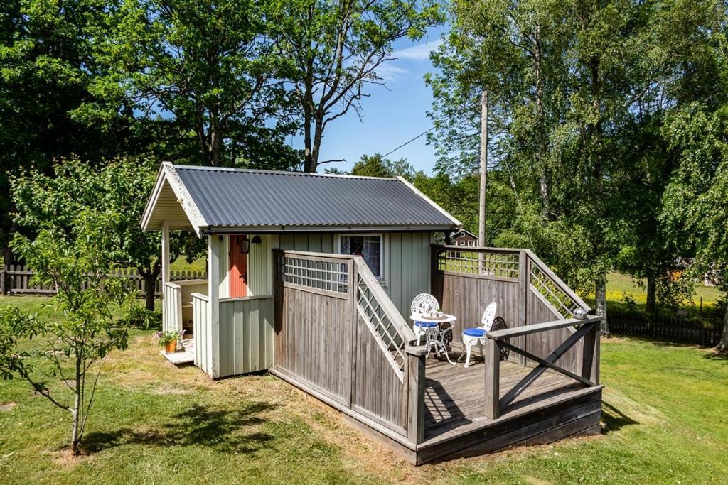 Two Small Guest Houses By Lake Rent Out As One 효 외부 사진